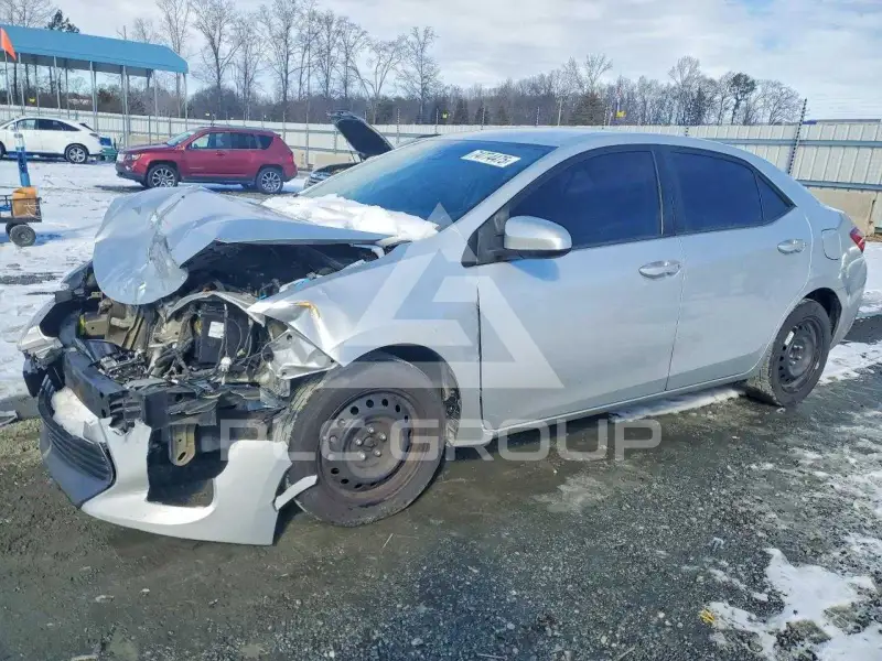2018 Toyota COROLLA фото