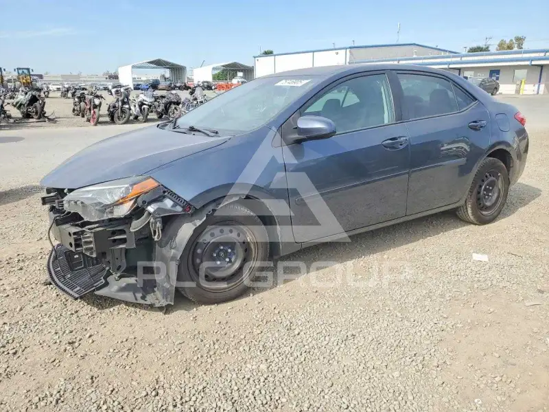 2018 Toyota COROLLA фото