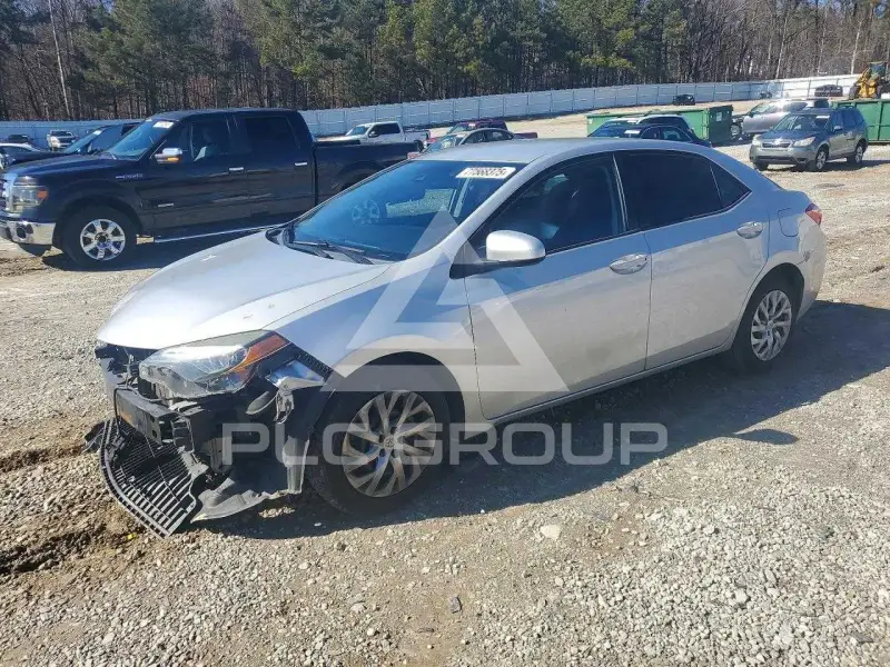 2018 Toyota COROLLA фото