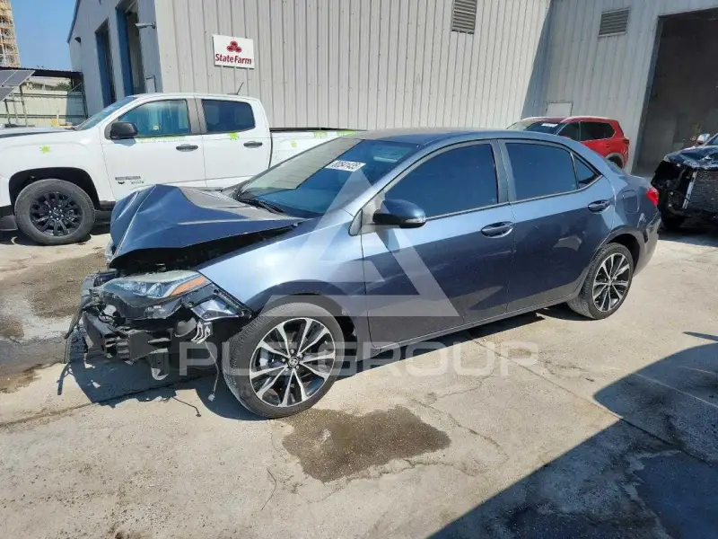 2018 Toyota COROLLA фото