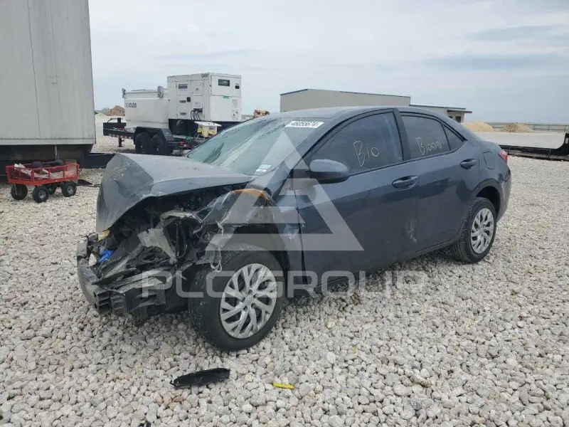 2018 Toyota COROLLA фото