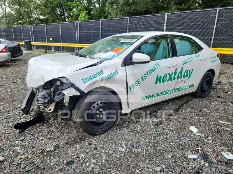 2018 Toyota COROLLA фото