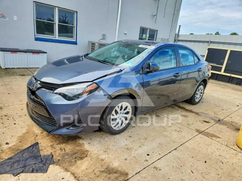 2018 Toyota COROLLA фото