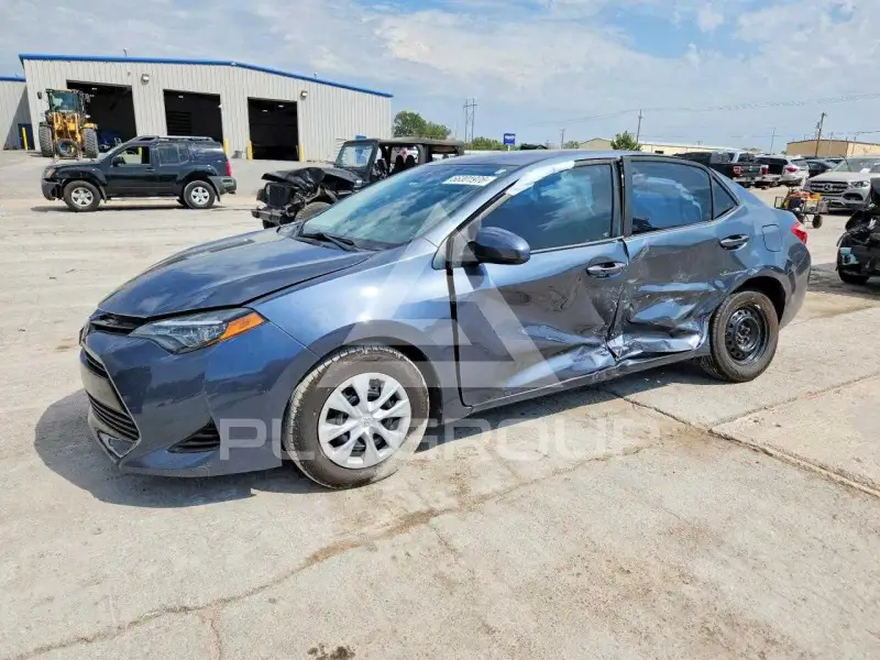 2018 Toyota COROLLA фото