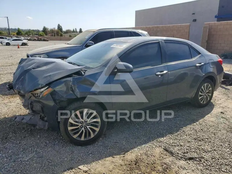 2018 Toyota COROLLA фото
