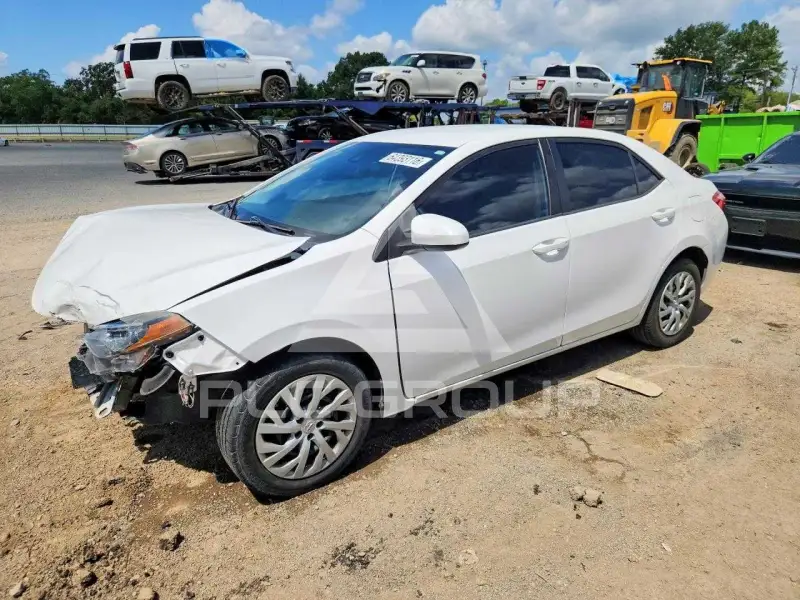 2018 Toyota COROLLA фото