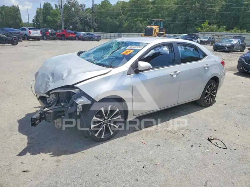 2018 Toyota COROLLA фото