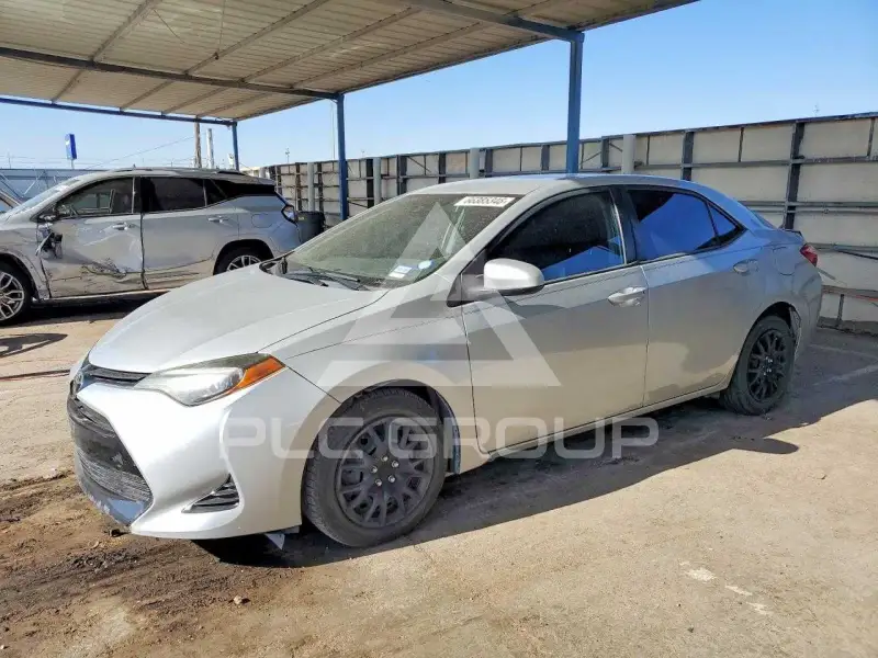 2018 Toyota COROLLA фото