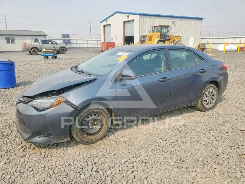2018 Toyota COROLLA фото
