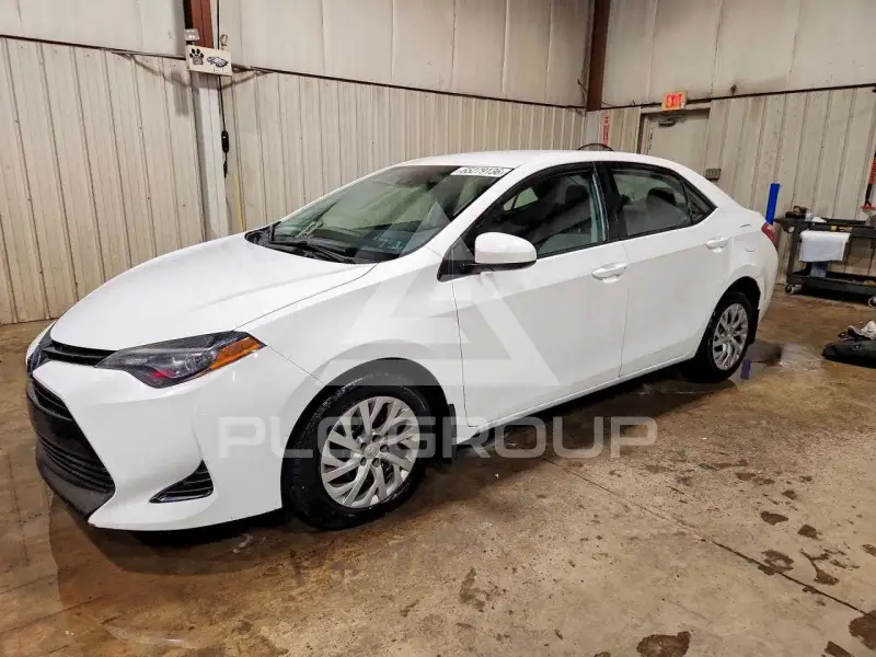 2018 Toyota COROLLA фото