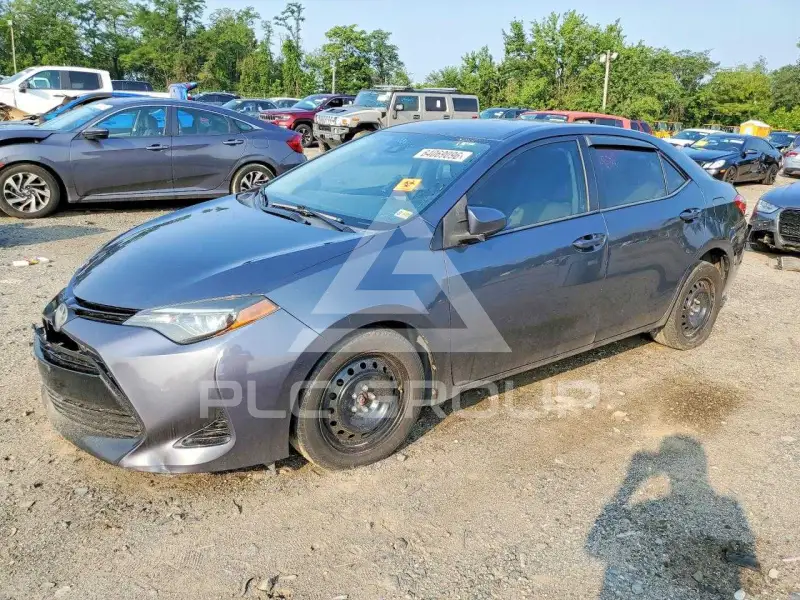 2018 Toyota COROLLA фото