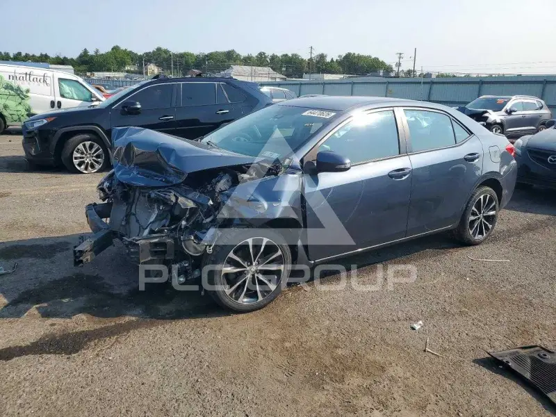 2018 Toyota COROLLA фото