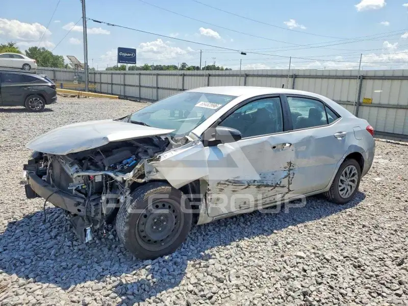 2018 Toyota COROLLA фото