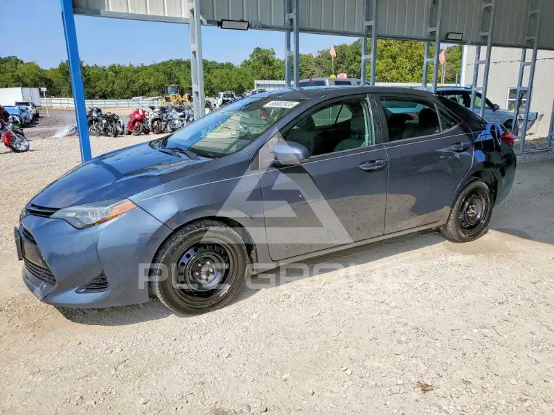2018 Toyota COROLLA фото
