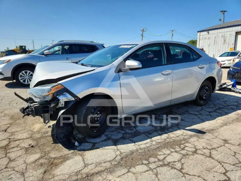 2018 Toyota COROLLA фото
