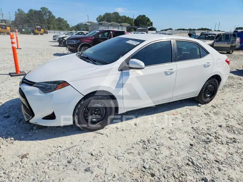 2018 Toyota COROLLA фото