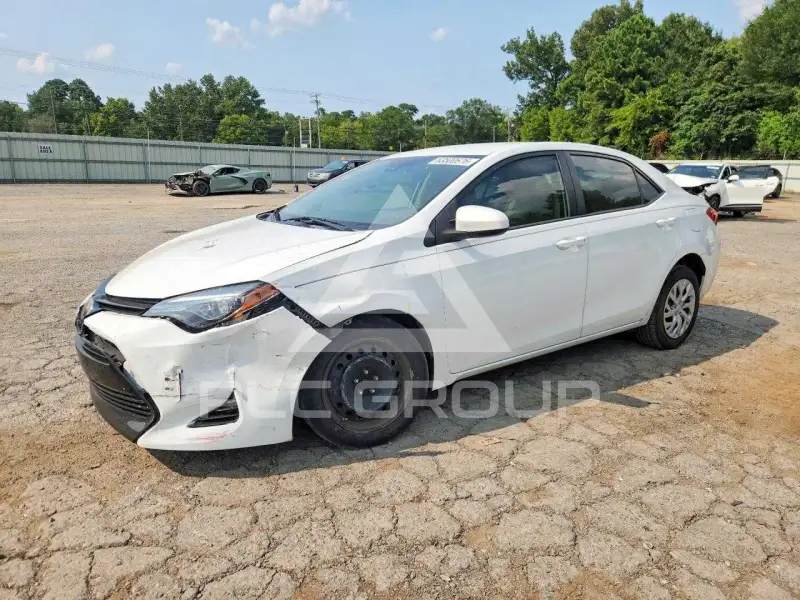 2018 Toyota COROLLA фото