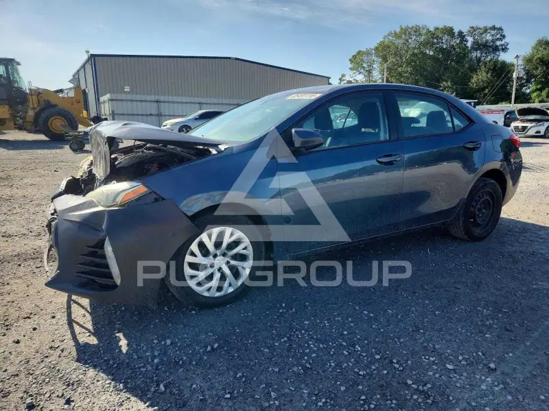 2018 Toyota COROLLA фото