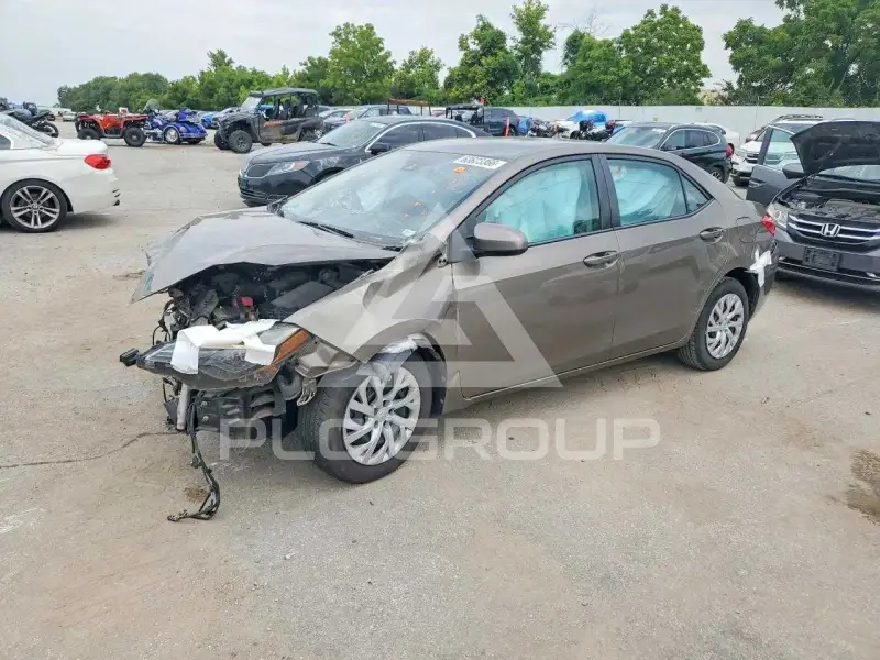 2018 Toyota COROLLA фото