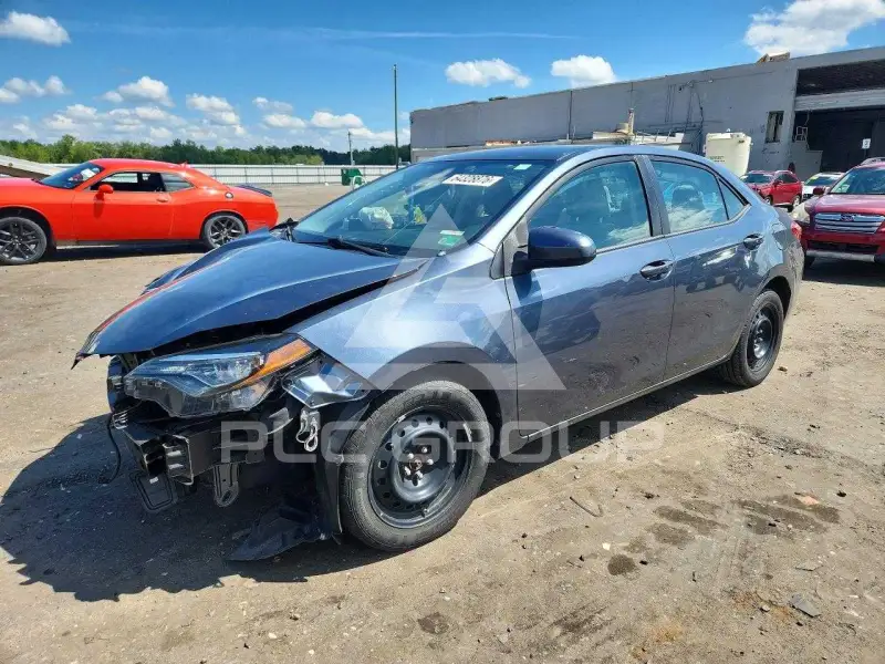 2018 Toyota COROLLA фото