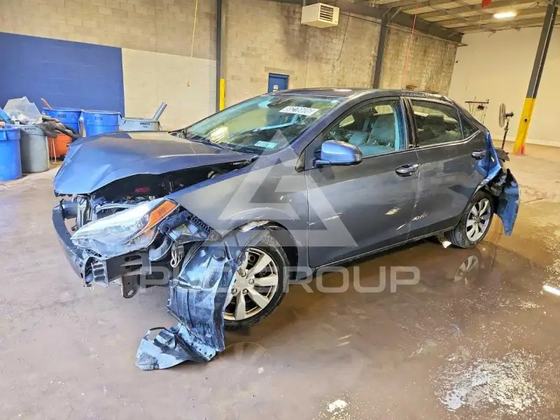 2018 Toyota COROLLA фото