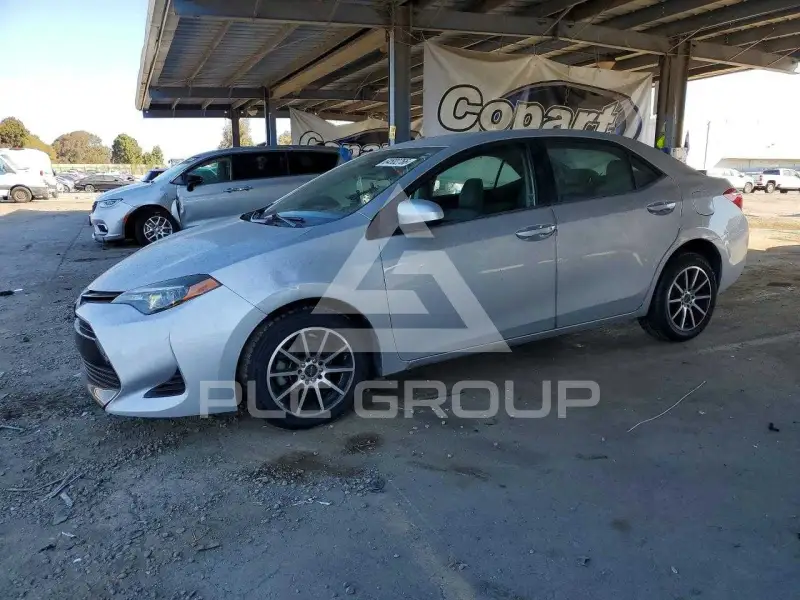 2018 Toyota COROLLA photo