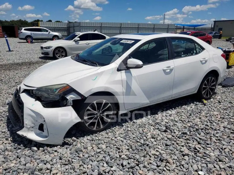 2018 Toyota COROLLA фото