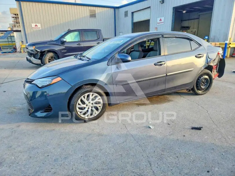 2018 Toyota COROLLA фото