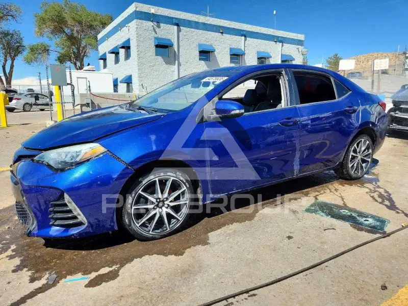 2018 Toyota COROLLA фото