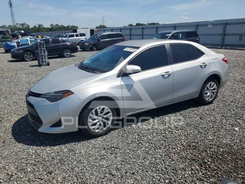 2018 Toyota COROLLA фото