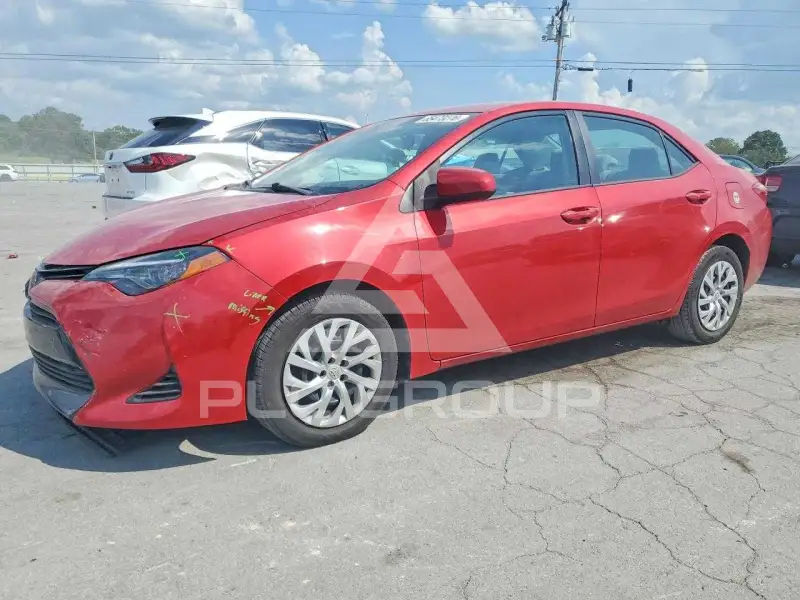 2018 Toyota COROLLA фото