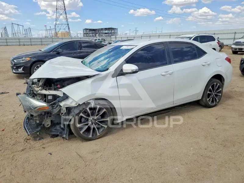 2018 Toyota COROLLA фото