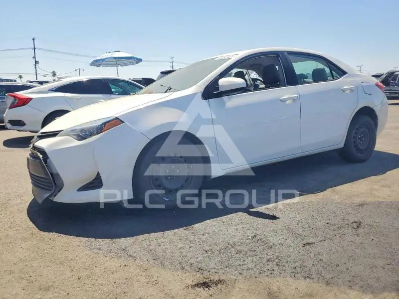 2018 Toyota COROLLA фото