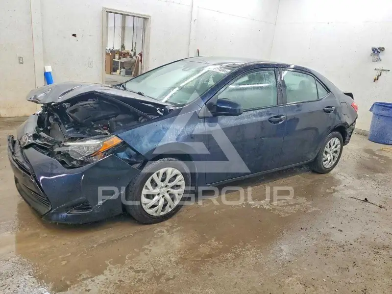 2018 Toyota COROLLA фото