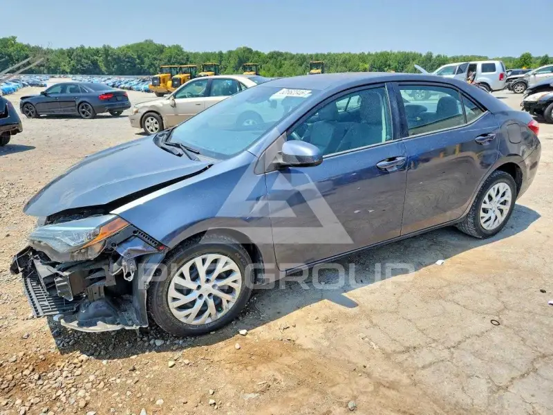 2018 Toyota COROLLA фото