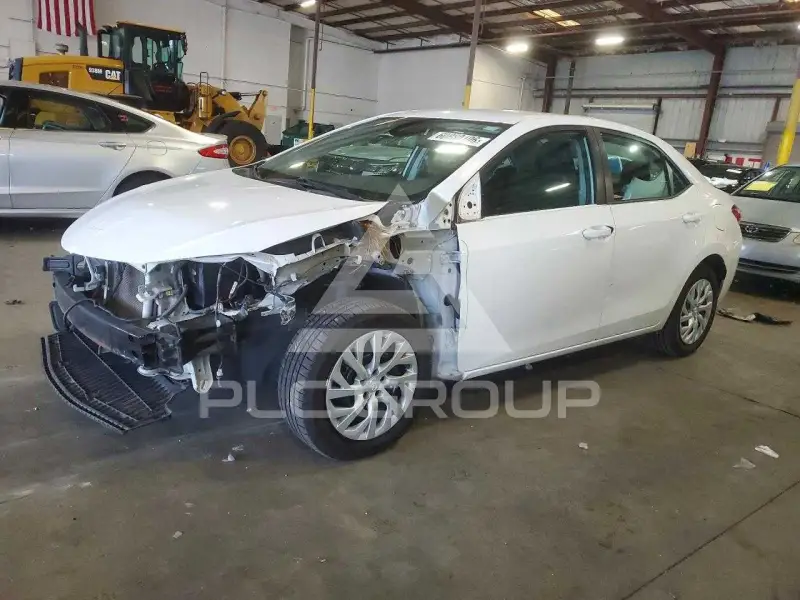 2018 Toyota COROLLA фото