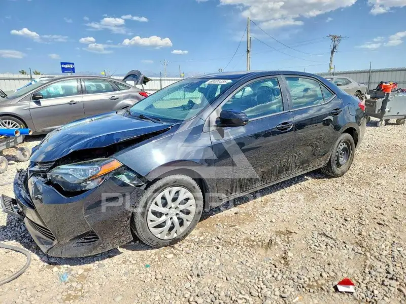2018 Toyota COROLLA фото