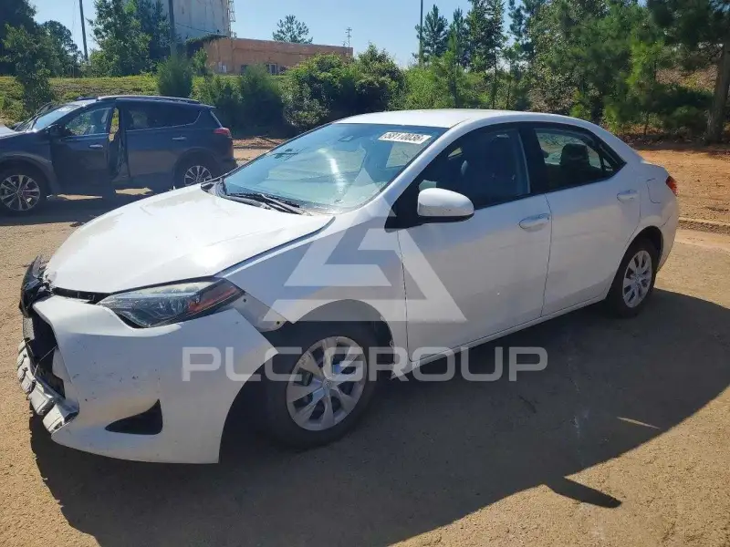 2018 Toyota COROLLA фото