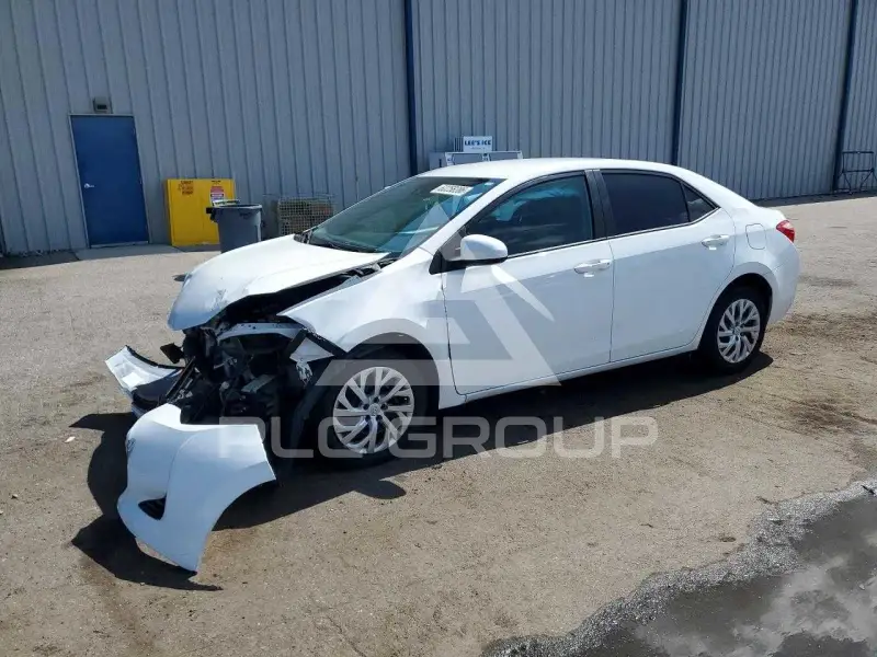 2018 Toyota COROLLA фото
