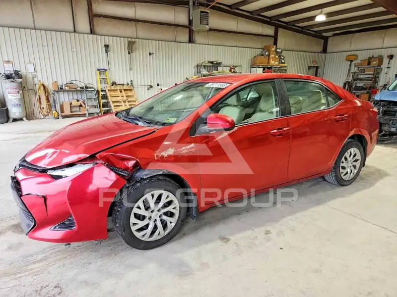 2018 Toyota COROLLA фото