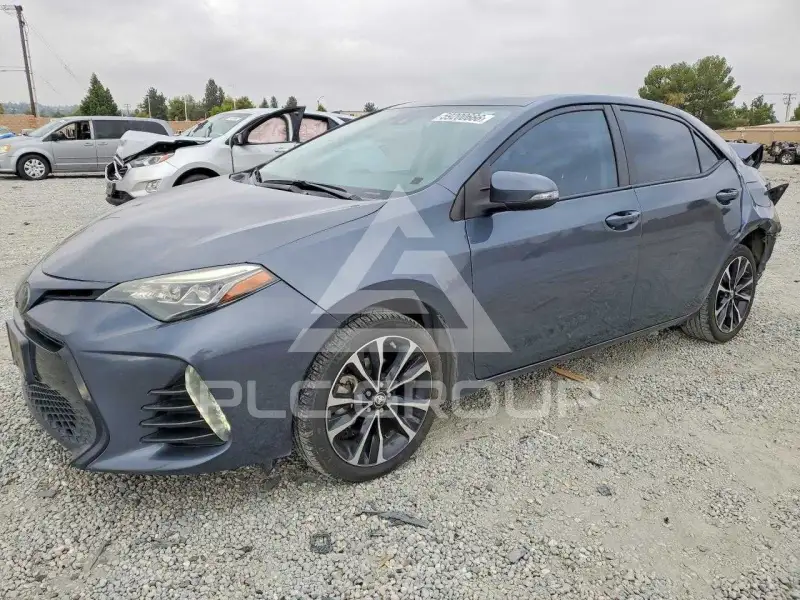2018 Toyota COROLLA фото