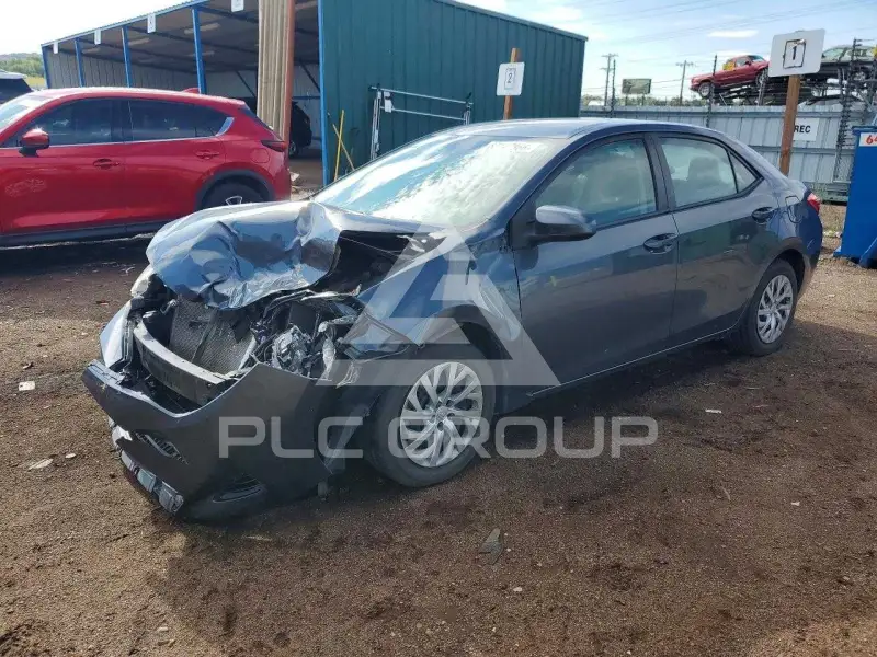2018 Toyota COROLLA фото