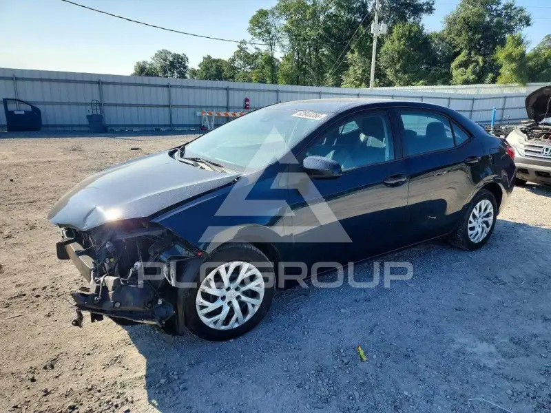 2018 Toyota COROLLA фото