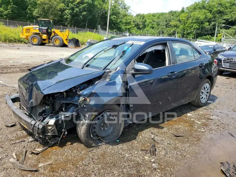2018 Toyota COROLLA фото