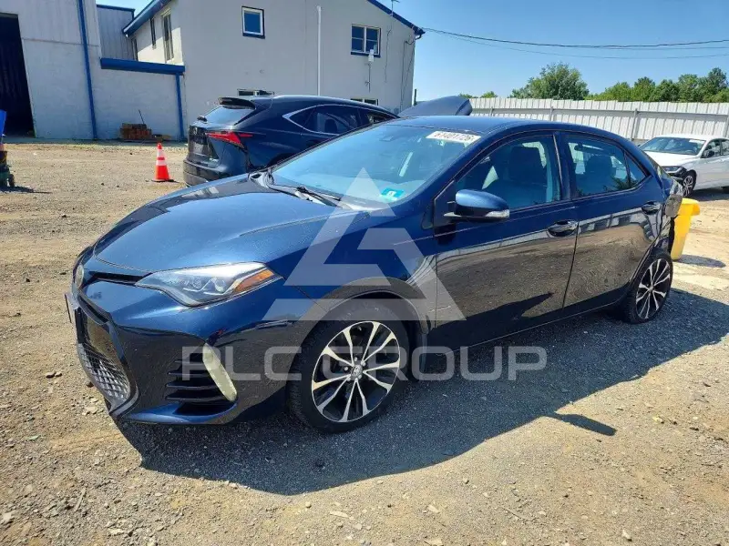 2018 Toyota COROLLA фото