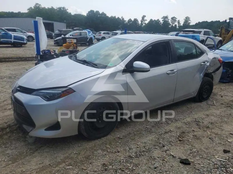 2018 Toyota COROLLA фото