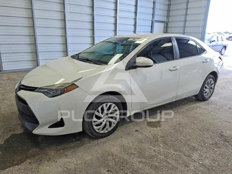 2018 Toyota COROLLA фото