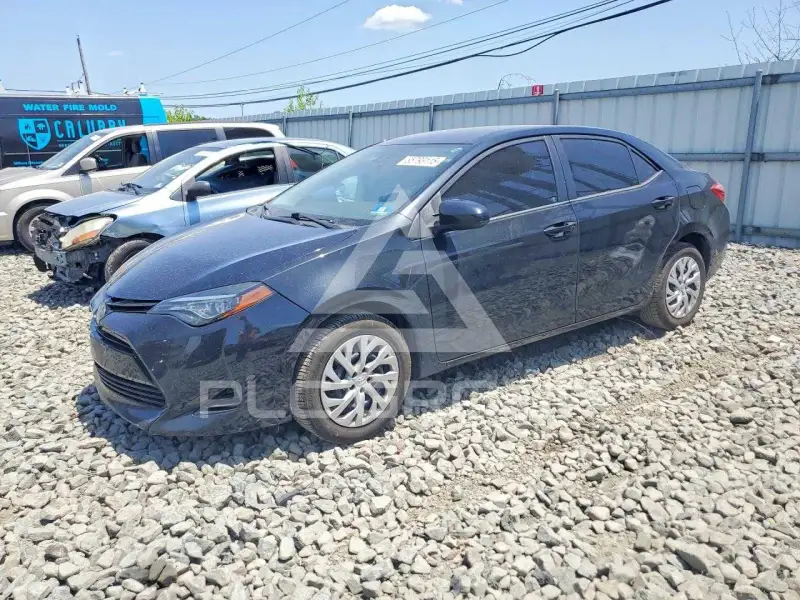 2018 Toyota COROLLA фото