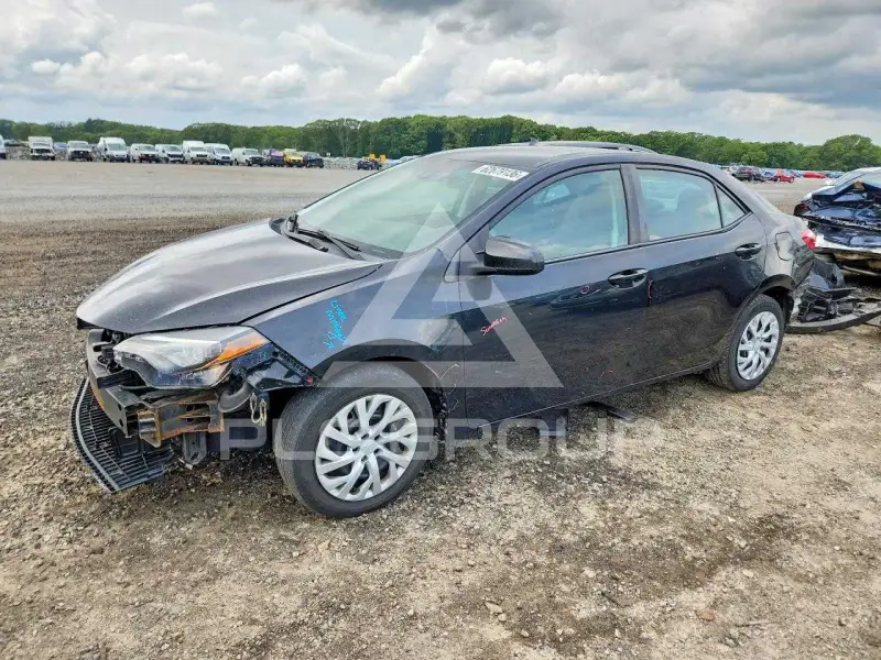 2018 Toyota COROLLA фото
