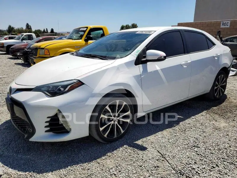 2018 Toyota COROLLA фото